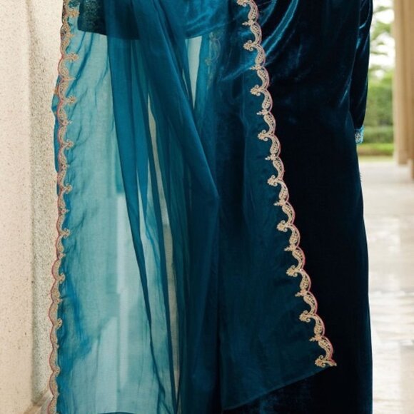 Shivansh Creations Blue Embroidered Kurta Set with Trousers & Dupatta – S–2XL - Picture 6 of 7
